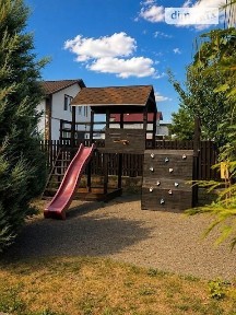 Продаж 2 поверхового будинку з гаражем і ділянкою на 20 соток, 290 кв. м, 4 кімнати, на вул. Грушевського • ID 34679786