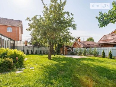Продаж 3 поверхового будинку з гаражем і ділянкою на 6 соток, 222 кв. м, 5 кімнат, на вул. Кукурудзяна • ID 34677002