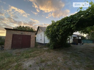 Продаж 1 поверхового будинку з гаражем 82 кв. м, 5 кімнат, на вул. Слави • ID 34672585