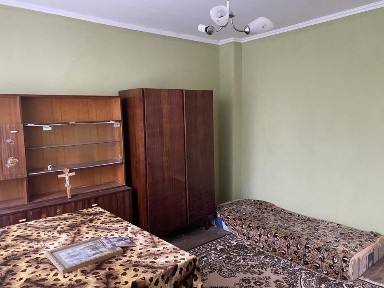 Продається будинок у с. Велятино