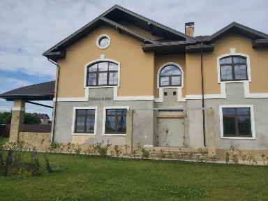 Продаж будинку 328 м², ул. Лозовская