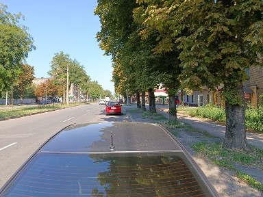 Аренда Червонная Красная линия 29 м. кв Ломбард, ремонт мобиле.