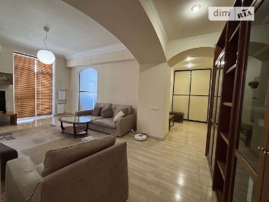 Продаж 3к квартири 77 кв. м на вул. Євгена Чикаленка 2-4 корпус 7 • ID 34684623