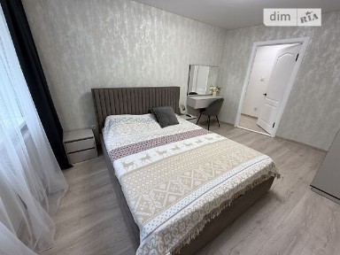 Продаж 3к квартири 58 кв. м на вул. 600-річчя 58 • ID 34684114