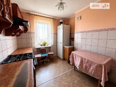 Порічкова вулиця, мікрорайон Рясне, район Шевченківський, Львів, вул. Порічкова 15 • ID 34683944
