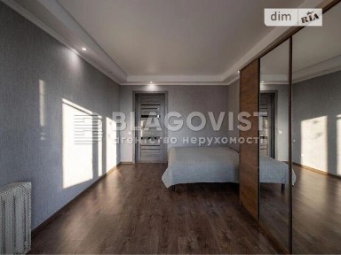 Продаж 2к квартири 52 кв. м на вул. Раїси Окіпної 2 • ID 34683927