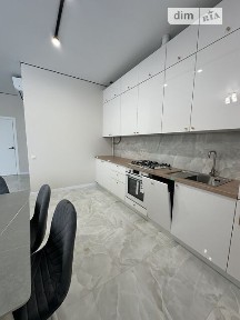 Продаж 1к квартири 46 кв. м на вул. Грушевського 11, кв. 1 • ID 34683204