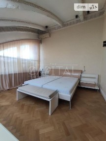 Кропивницького вулиця, 8, мікрорайон Липки, район Печерський, Київ, метро Палац спорту, вул. Кропивницького 8 • ID 34682293