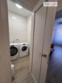Продаж 2к квартири 68.4 кв. м на вул. Нижня Берегова • ID 34678719