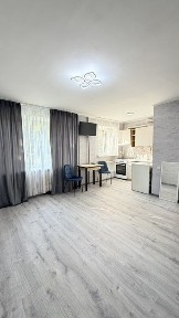 Продам 1 кімнатну малосімейку, з ремонтом, Електроопалення, колонка