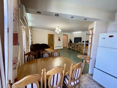 Продам 3к квартиру 68м2 пр. А.Поля низ