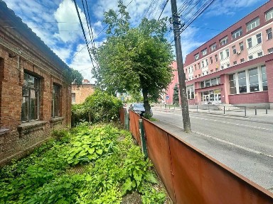 Продаж 2-кімнатної квартири під ремонт в Центрі