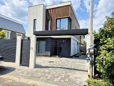 Київська область, Петропавлівська Борщагівка