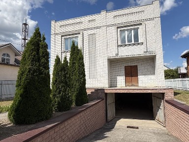 Продам будинок цегляний в царському селі 276 кв. метрів
