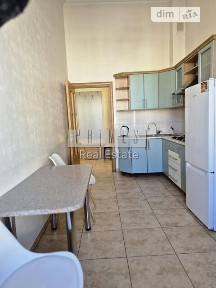 Басейна вулиця, мікрорайон Черепанова гора, район Печерський, Київ, метро Палац спорту, вул. Басейна 12 • ID 34681517