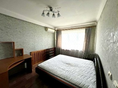 Продам 2 кімнатну квартиру в Дніпровському районі