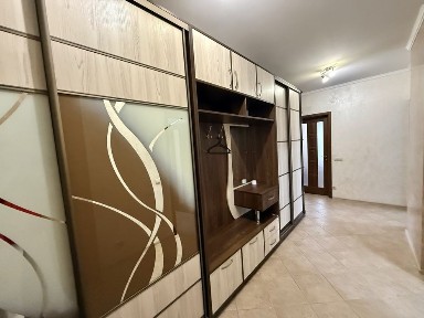 Оренда 2 кімнатної квартири вул Пасічна