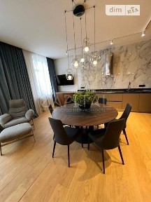 Продаж 4к квартири 200 кв. м на вул. Велика Житомирська 20А • ID 34685957