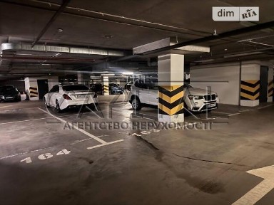 Електриків вулиця, район Подільський, Київ, вул. Електриків 25 Б • ID 34684974
