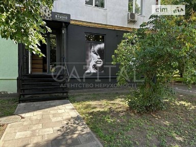 Продаж комерційного приміщення на вул. Ялтинська 10/14, площа 48 кв. м • ID 34686484