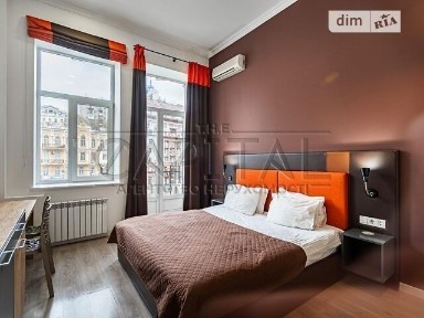 Продаж комерційного приміщення на вул. Басейна 12, площа 45 кв. м • ID 34686296