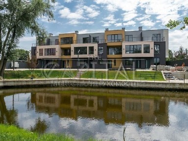 Продаж 3 поверхового будинку з ділянкою на 0.25 соток, 165.5 кв. м, 4 кімнати, на вул. Центральна • ID 34687028