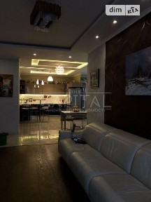 Продаж 3к квартири 120 кв. м на бул. Миколи Міхновського 14-16 • ID 34687787