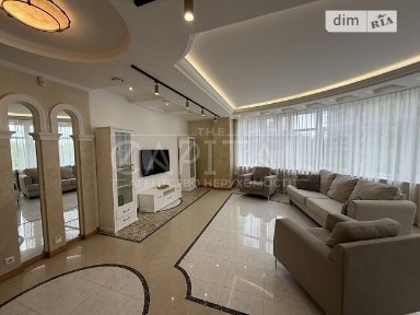 Продаж 4к квартири 200 кв. м на вул. Старонаводницька 13 • ID 34686351