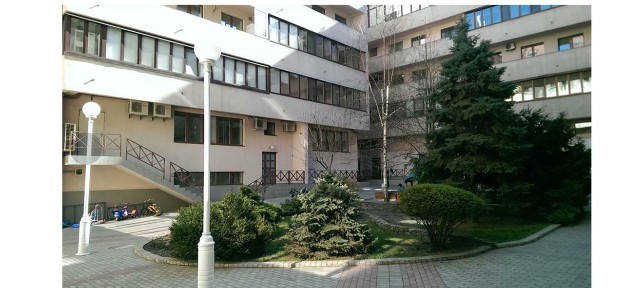 Дніпро, Старокозацька вул., 25