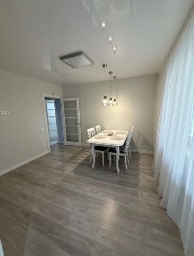 3-кімнатна чешка, вул. Комарова