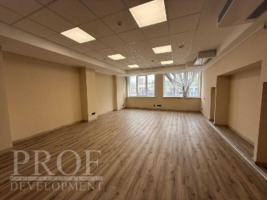 БЕЗ% Окрема будівля в центрі на метро Олимпійська (2400 м2)