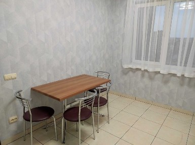 Здається в оренду 2-х. кім. квартира по вул. Півн. Бульвар з 15 вересня