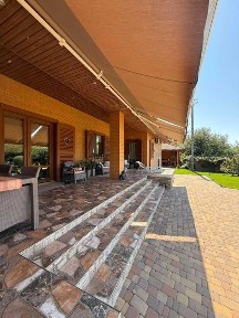 Продаж сучасного будинку 200 м² з якісним ремонтом у м. Полтава (Алмазний). Ділянка 24 сотки!