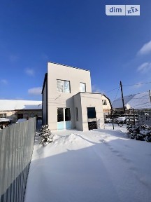 Продаж 2 поверхового будинку з ремонтом і ділянкою на 1.4 сотки, 84 кв. м, 3 кімнати, на вул. Капітана Зайцева • ID 34690527