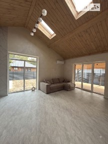 Продаж 1 поверхового будинку з ремонтом і ділянкою на 5.5 сотки, 100 кв. м, 3 кімнати, на вул. Бориса Лятошинського 41/5 • ID 34688717