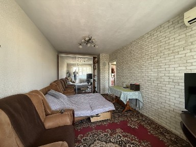 Трехкомнатная квартира на Водопроводной/Пр. Центральный. 5/5