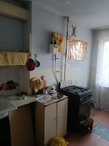 Продаю 2 к/кв пр. Мира ( пл. Победы) 4/9,46/28/8,лоджия 25000$
