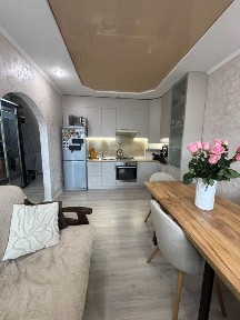 Продаж будинку з ремонтом на ближньому Замості
