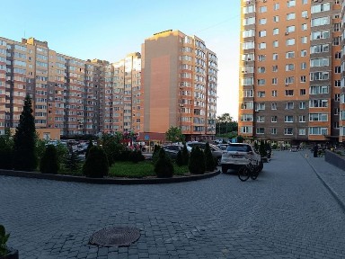Продаж трикімнатної квартири в зданому будинку ЖК Європейський Квартал