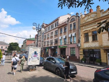 ПРОДАЖ офісного приміщення в самому центрі міста