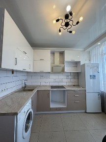 3-кімнатна квартира з ремонтом у 34-й Перлині