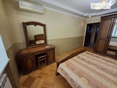 Довготривала оренда 3к квартири на вул. Левка Лук'яненка 13А • ID 34690636