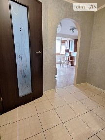 Львівська вулиця, район Дружба, Тернопіль, вул. Львівська 12 • ID 34690285