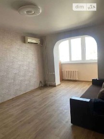 Вишняківська вулиця, мікрорайон Осокорки, район Дарницький, Київ, метро Позняки, вул. Вишняківська 17 • ID 34690062