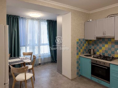 Продаж 1-кімнатної квартири 39 м², Бакінська, 1