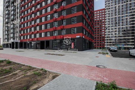 Київ, Всеволода Змієнко вул., Змієнка, 13