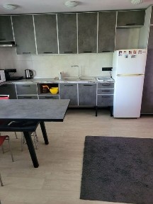 Продается участок 1 га. с домом и выходом к воде