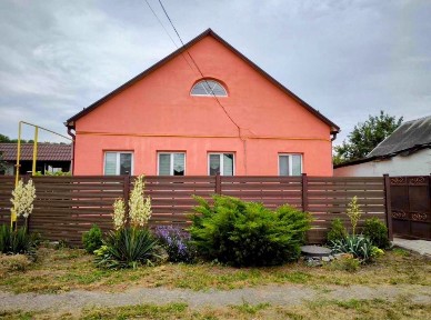 Продам ДОМ. МИРНЫЙ, 12 Квартал