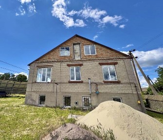 Продаж будинка з бізнесом смт Дніпровське