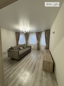 Продаж 3к квартири 84 кв. м на вул. Залізнична 20 • ID 34691329